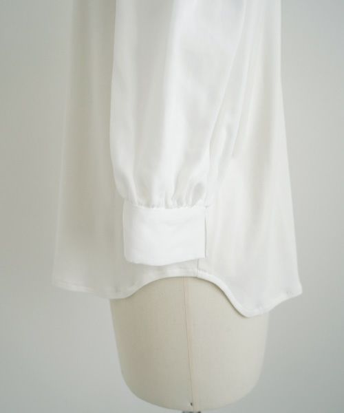 Mochi.モチ.volume sleeve tops [off white]