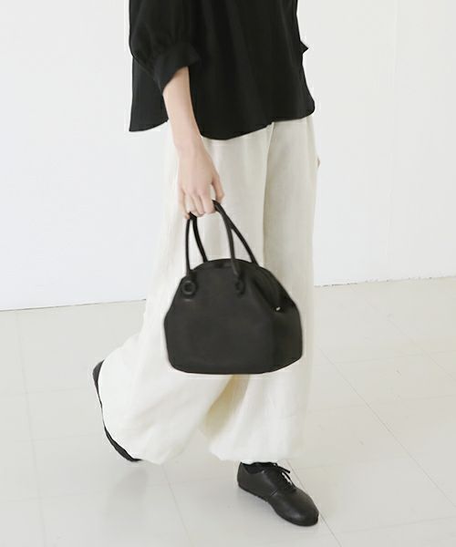 Mochi モチ mini gama bag [black]