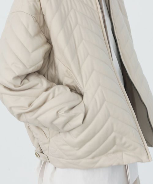 VU.ヴウ.zigzag stand collar bluson vu-a22-b12[OFF WHITE]:s_