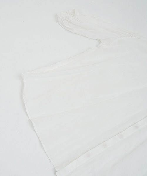 suzuki takayuki.スズキタカユキ.puff-sleeve blouse [S231-08/nude]