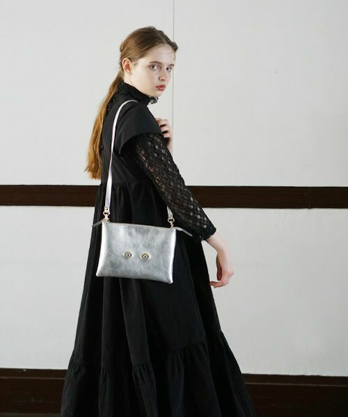 AHCAHCUM あちゃちゅむ お目目のバッグ[black]