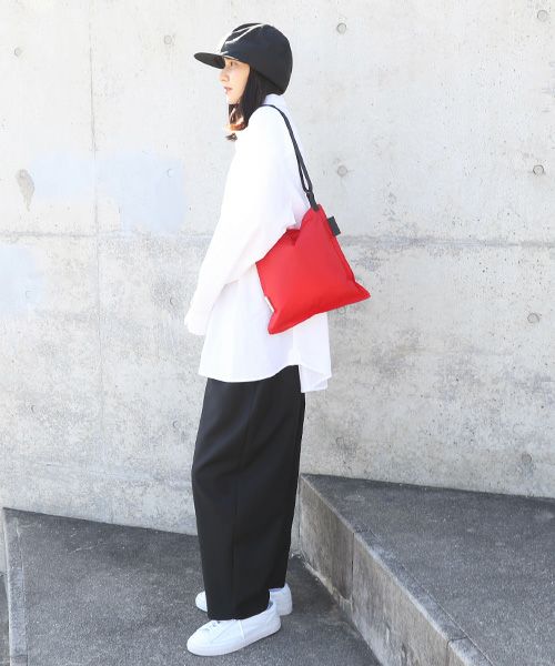 macromauro マクロマウロ.AIR BAG SHOULDER S [RED]_