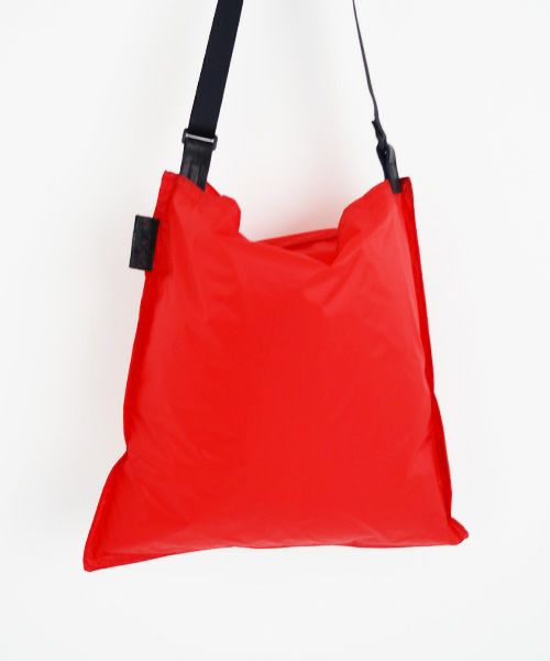 macromauro マクロマウロ.AIR BAG SHOULDER S [RED]_