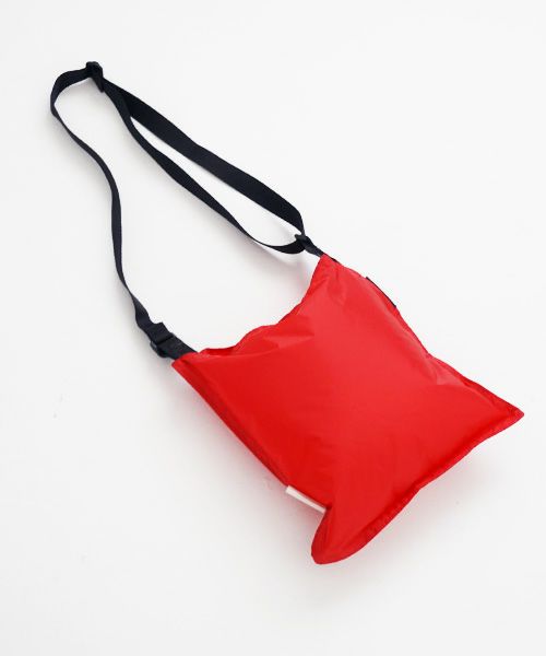 macromauro マクロマウロ.AIR BAG SHOULDER S [RED]_