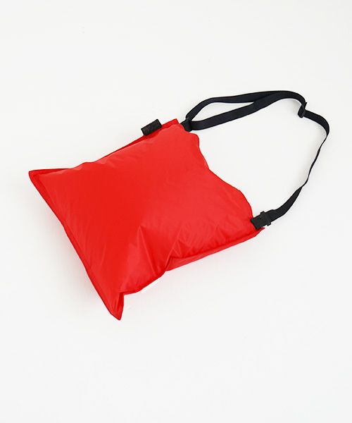 macromauro マクロマウロ.AIR BAG SHOULDER M [RED]_