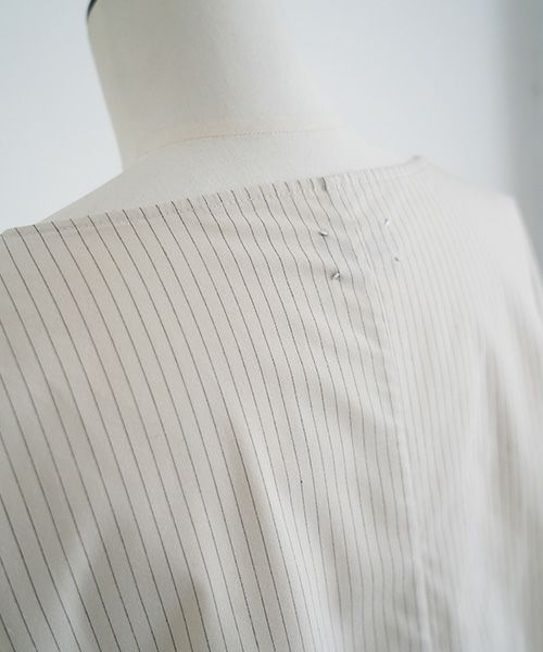 Mochi / home&miles.モチ / ホーム＆マイルズ. T-blouse [ecru×striped]