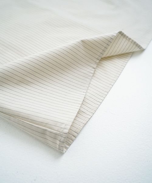 Mochi / home&miles.モチ / ホーム＆マイルズ. T-blouse [ecru×striped]