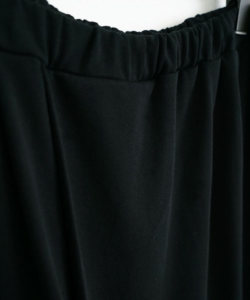 Mochi / home&miles.モチ / ホーム＆マイルズ.asymmetry sweatpants [black]