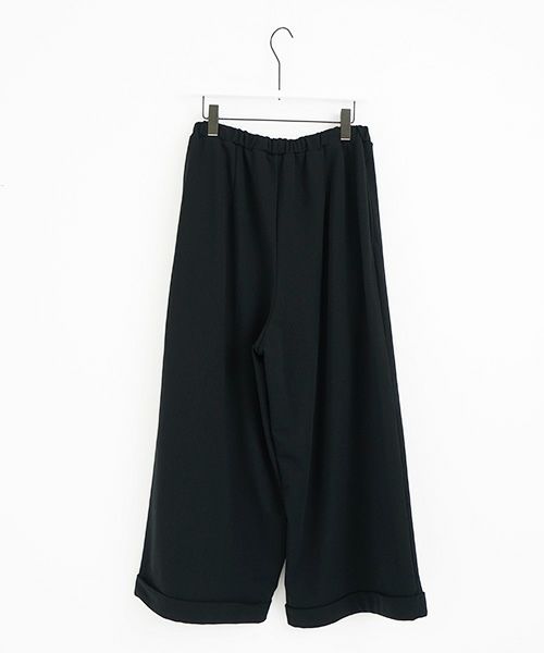 Mochi / home&miles.モチ / ホーム＆マイルズ.asymmetry sweatpants [black]