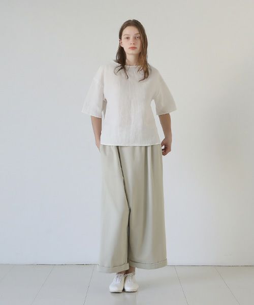 Mochi / home&miles.モチ / ホーム＆マイルズ.asymmetry sweatpants [chalk]