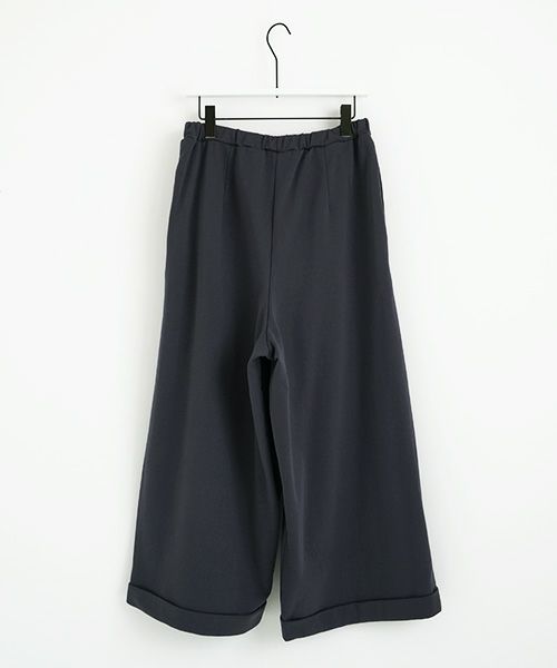 Mochi / home&miles.モチ / ホーム＆マイルズ.asymmetry sweatpants [charcoal grey]