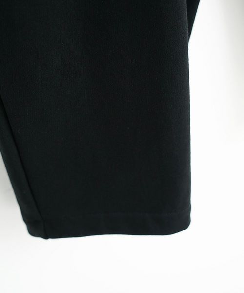 Mochi / home&miles.モチ / ホーム＆マイルズ.tapered sweatpants [black]