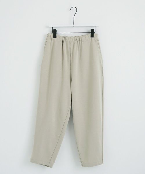 Mochi / home&miles.モチ / ホーム＆マイルズ.tapered sweatpants [chalk]