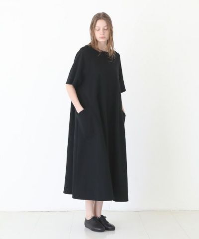 Mochi モチ tuck dress [ma21-op-02/black]