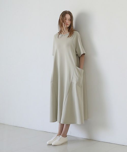 Mochi / home&miles.モチ / ホーム＆マイルズ.sweatdress [chalk]