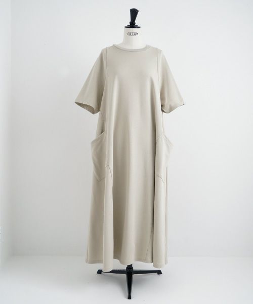 Mochi / home&miles.モチ / ホーム＆マイルズ.sweatdress [chalk]