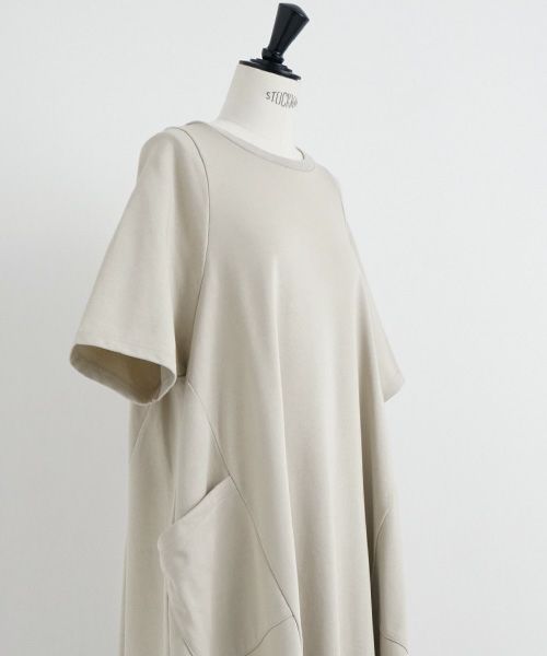 Mochi / home&miles.モチ / ホーム＆マイルズ.sweatdress [chalk]