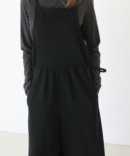 Mochi / home&miles.モチ / ホーム＆マイルズ.apron sweatsalopette [black]