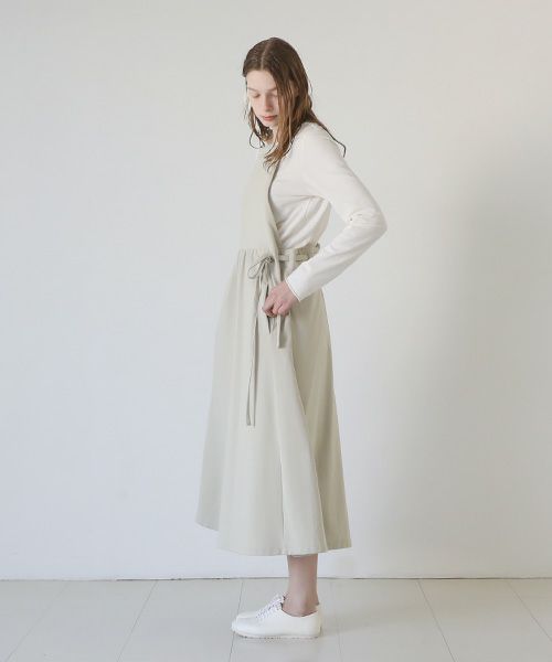 Mochi / home&miles.モチ / ホーム＆マイルズ.apron sweatsalopette [chalk]