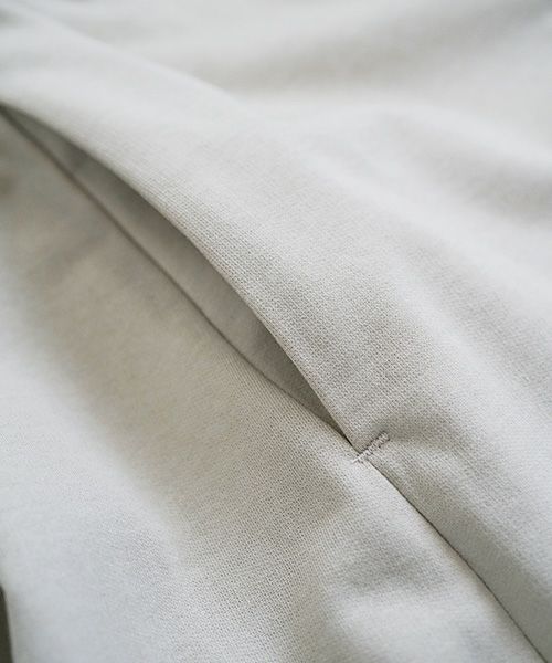 Mochi / home&miles.モチ / ホーム＆マイルズ.apron sweatsalopette [chalk]