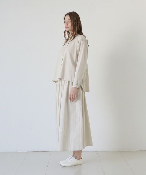 Mochi / home&miles.モチ / ホーム＆マイルズ.organic cotton cut & saw blouse [chalk]
