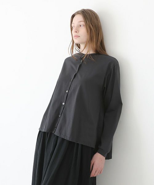 Mochi / home&miles.モチ / ホーム＆マイルズ.organic cotton cut & saw blouse  [charcoal grey]