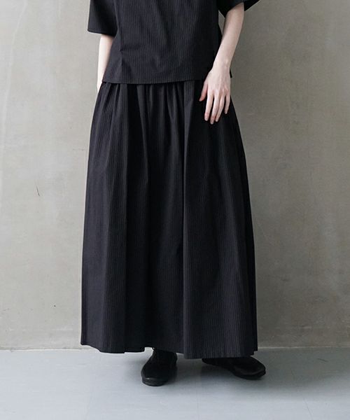 Mochi / home&miles.モチ / ホーム＆マイルズ.long skirt [black×striped]