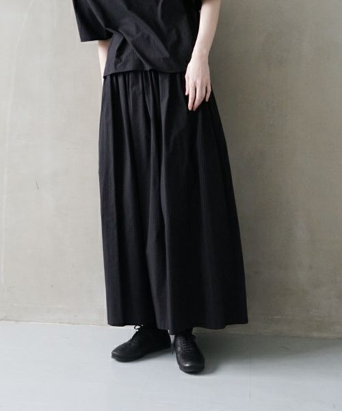 Mochi / home&miles.モチ / ホーム＆マイルズ.long skirt [black×striped]