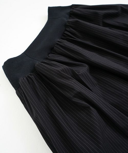 Mochi / home&miles.モチ / ホーム＆マイルズ.long skirt [black×striped]