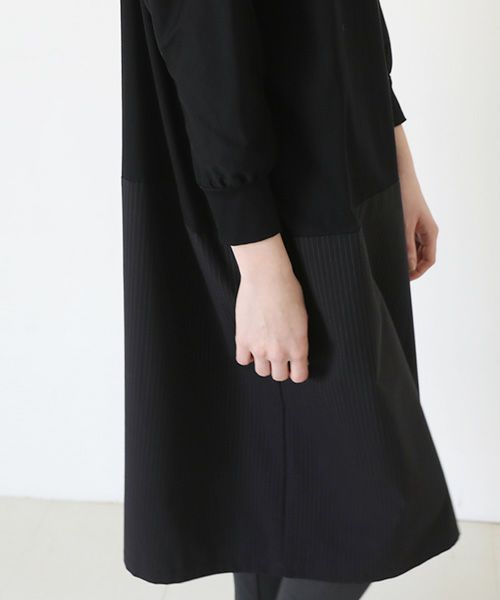 Mochi / home&miles.モチ / ホーム＆マイルズ.layered one piece [black×striped]