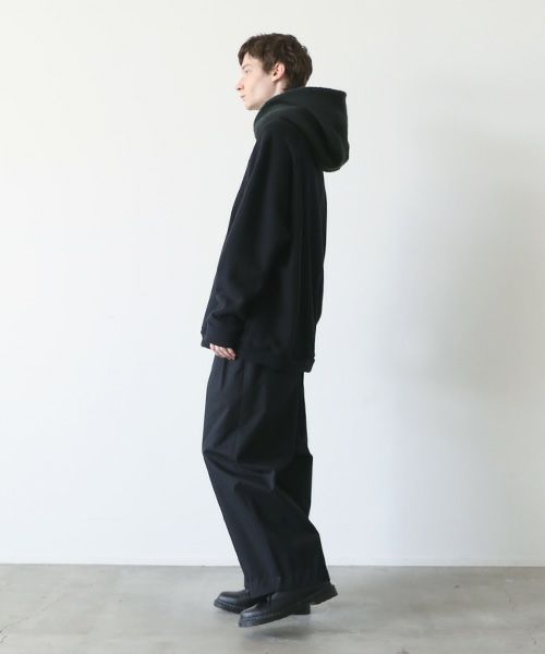 VU.ヴウ.ballon over boa hoody vu-a23-t06[BLACK×MOSS GREEN]