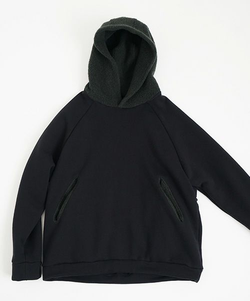 VU.ヴウ.ballon over boa hoody vu-a23-t06[BLACK×MOSS GREEN]
