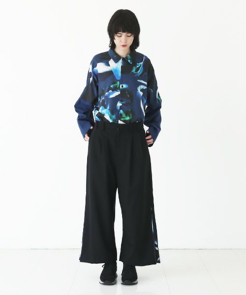 VUy.ヴウワイ.box slit pants vuy-a23-p02[BLACK×PAINT]