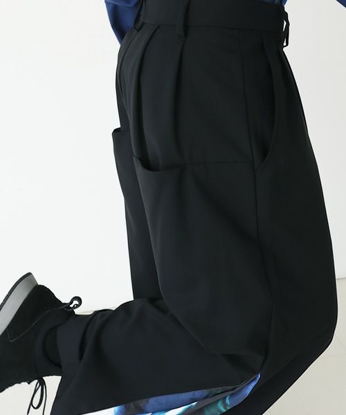 VUy.ヴウワイ.box slit pants vuy-a23-p02[BLACK×PAINT]