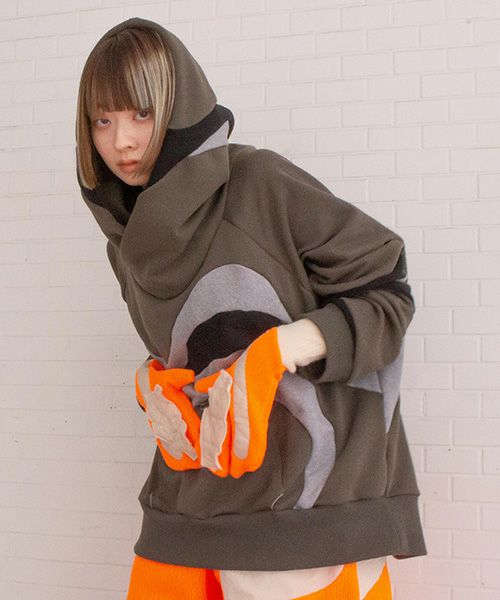 BALMUNG  バルムング.23AW01 フロウクロスフーディ[ダークカーキ]