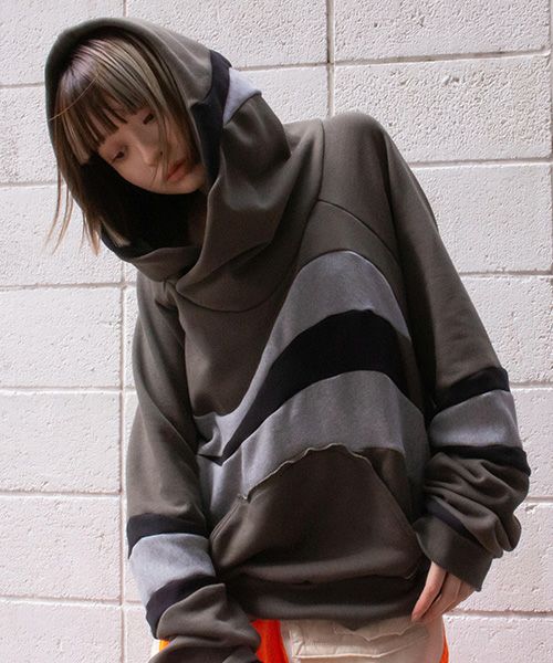 BALMUNG  バルムング.23AW01 フロウクロスフーディ[ダークカーキ]