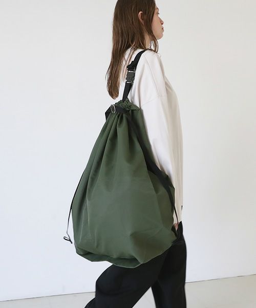 Edwina Hoerl×Palm maison.【別注】ORIGINAL BAG PACK.[KHAKI]