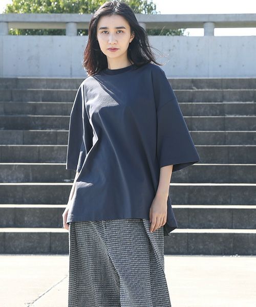 Edwina Hoerl.エドウィナホール.T-SHIRT[ALLTAGSHELD] [14B/EH46TS-02/darkgrey]_