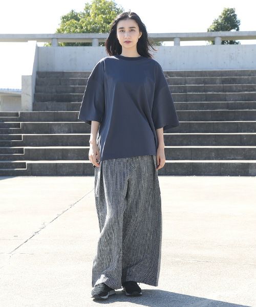 Edwina Hoerl.エドウィナホール.T-SHIRT[ALLTAGSHELD] [14B/EH46TS-02/darkgrey]_