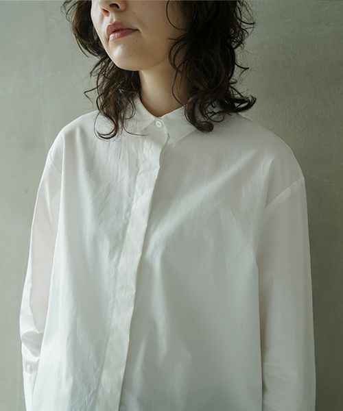 Mochi.モチ.finx cotton shirt [off white]