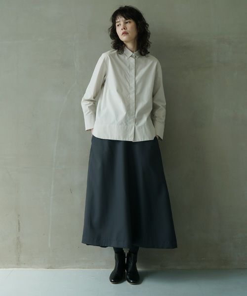 Mochi.モチ.finx cotton shirt [off beige]