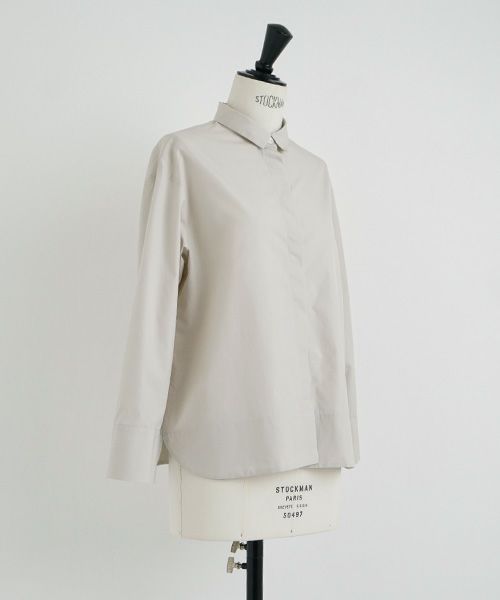 Mochi.モチ.finx cotton shirt [off beige]