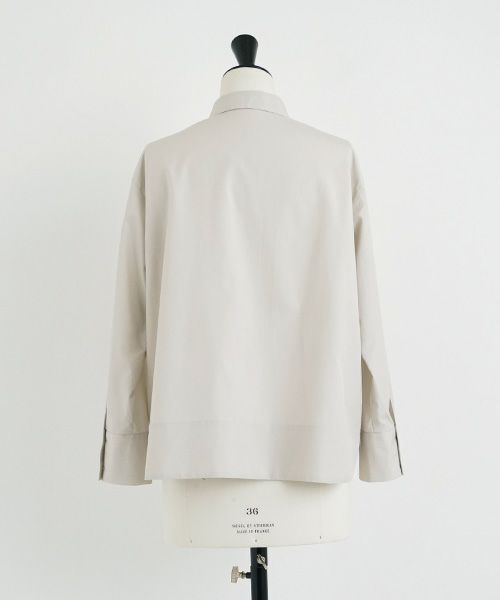 Mochi.モチ.finx cotton shirt [off beige]