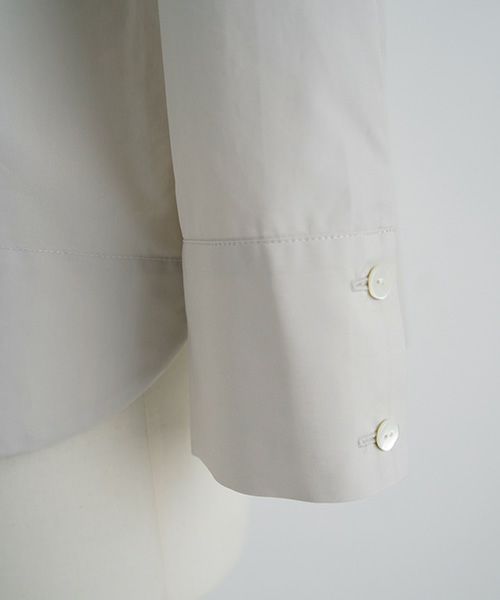 Mochi.モチ.finx cotton shirt [off beige]