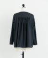 Mochi.モチ.fly front tuck blouse [dark moss grey]