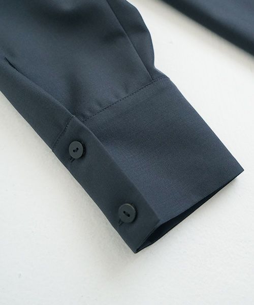 Mochi モチ Mochi公式 Mochi通販 Mochi服 Mochiツイッター Mochiインスタ fly front tuck blouse [dark moss grey]