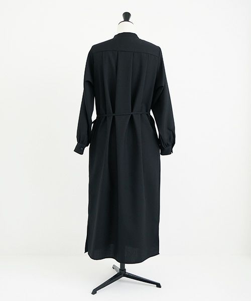 Mochi.モチ.tuck shirt dress [black]