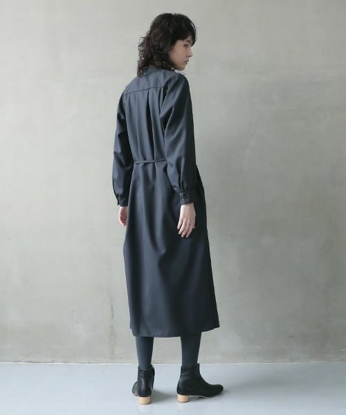 Mochi.モチ.tuck shirt dress [dark moss grey]