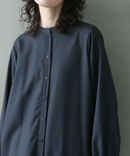 Mochi.モチ.tuck shirt dress [dark moss grey]