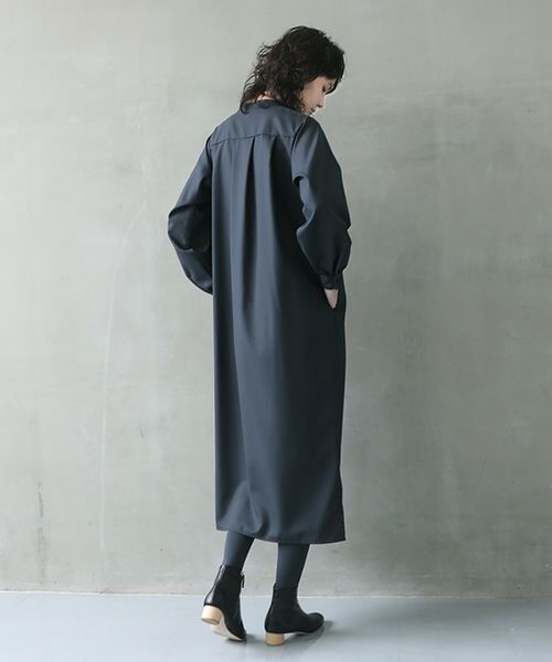 Mochi.モチ.tuck shirt dress [dark moss grey]